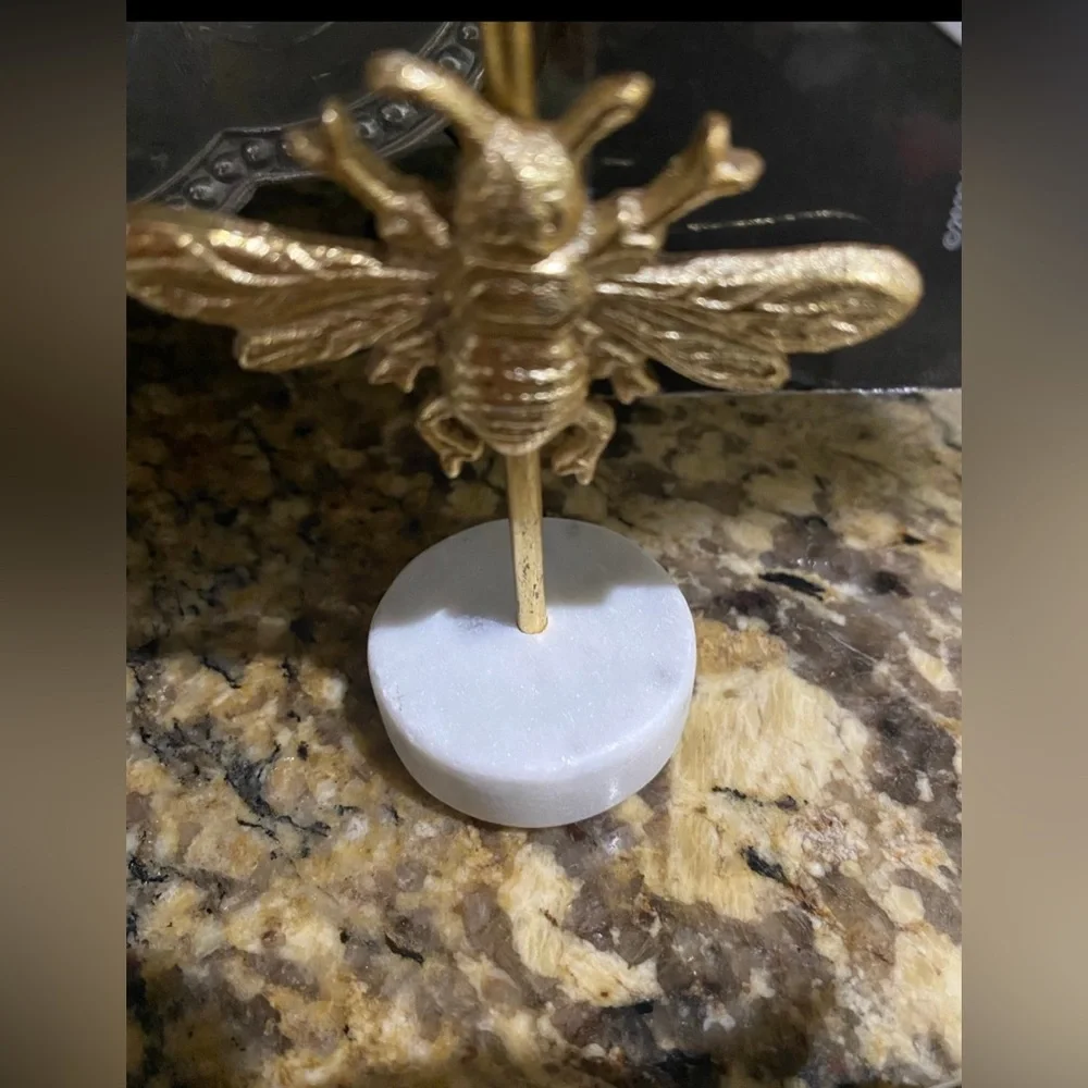 Gold Bee Marble Base Place Card Holders set of 4 - Brand new  LAST SET LEFT!